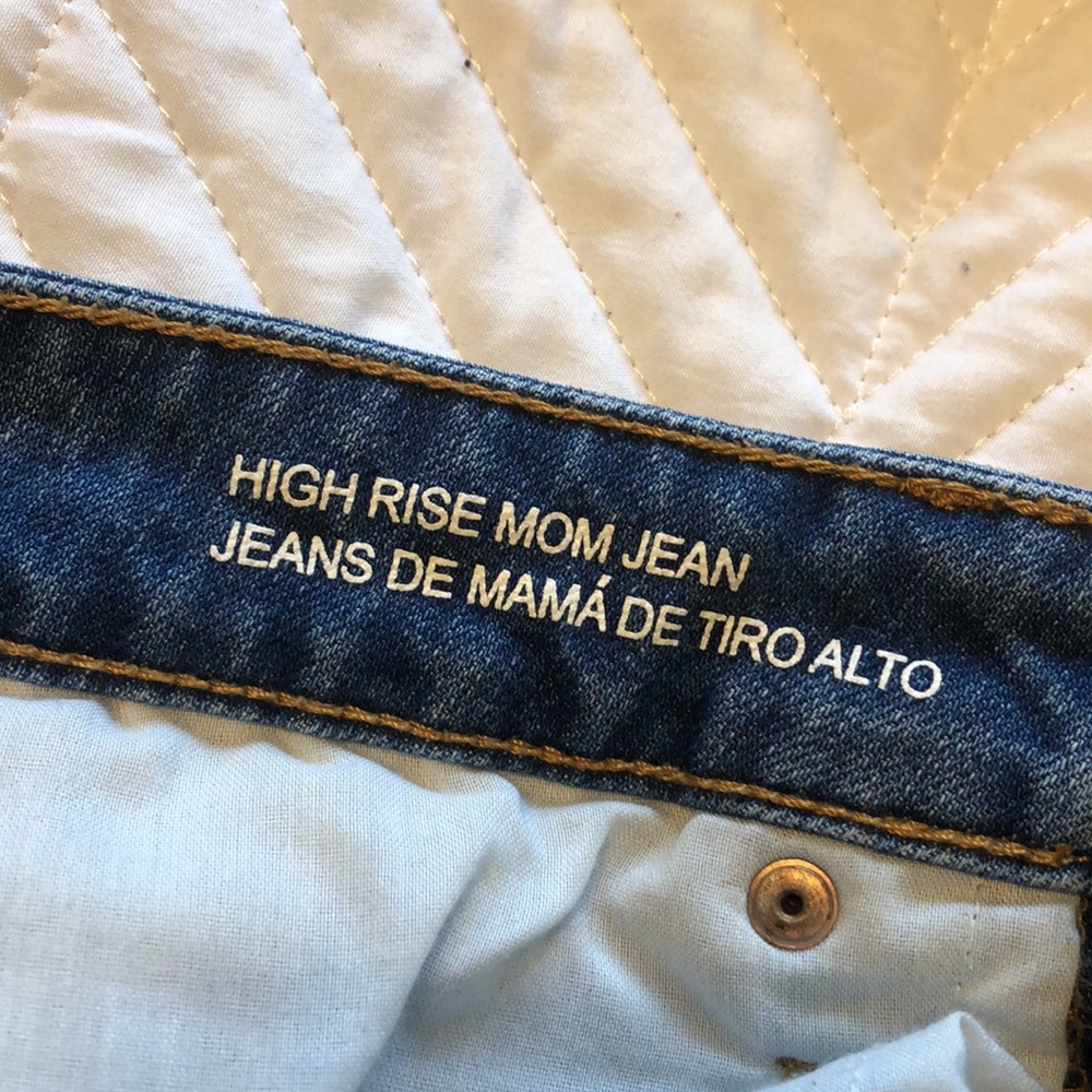 High Rise Mom Jeans - Picture 5 of 5